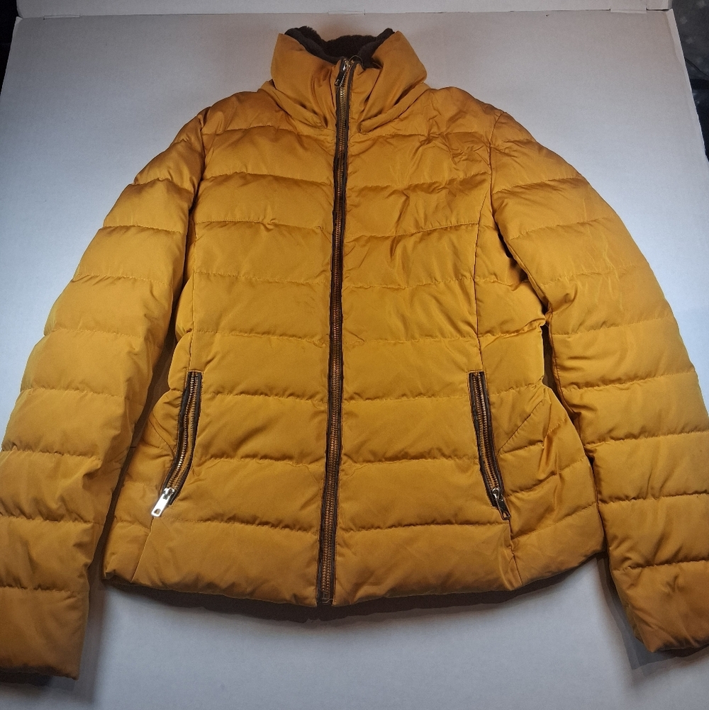 Zara Basic puffer Coat Mustard Color Size Medium